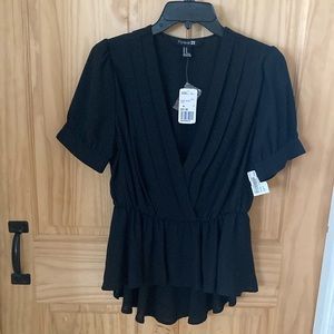FOREVER21 TOP BLACK MEDIUM